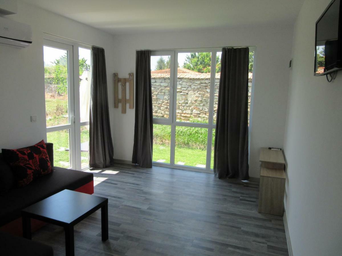 Karia Apartments Shabla ภายนอก รูปภาพ